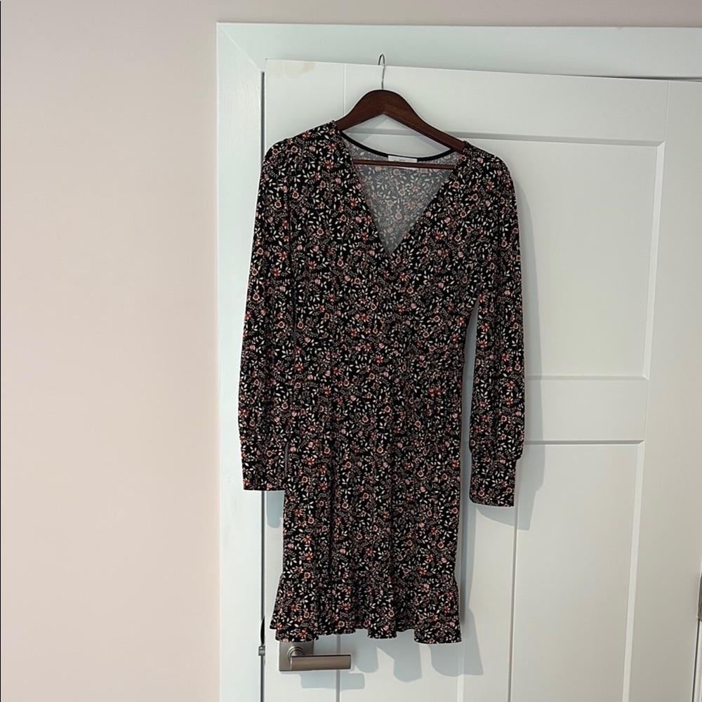 Kaileigh Long Sleeve Floral Dress - Picture 3 of 4